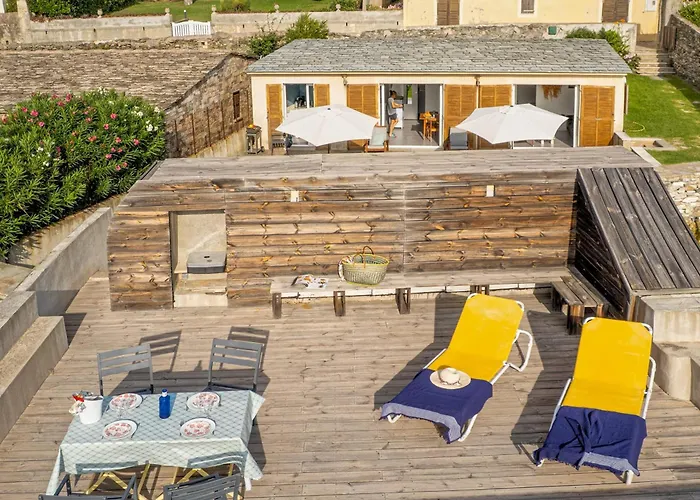 Ferienhaus L'ortu - Maison Charmante Vue - Erbalunga (Corsica)